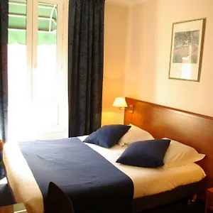 Univers Otel